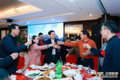 国万科技·红星堂-涟水商会2025新年团拜会祝酒7